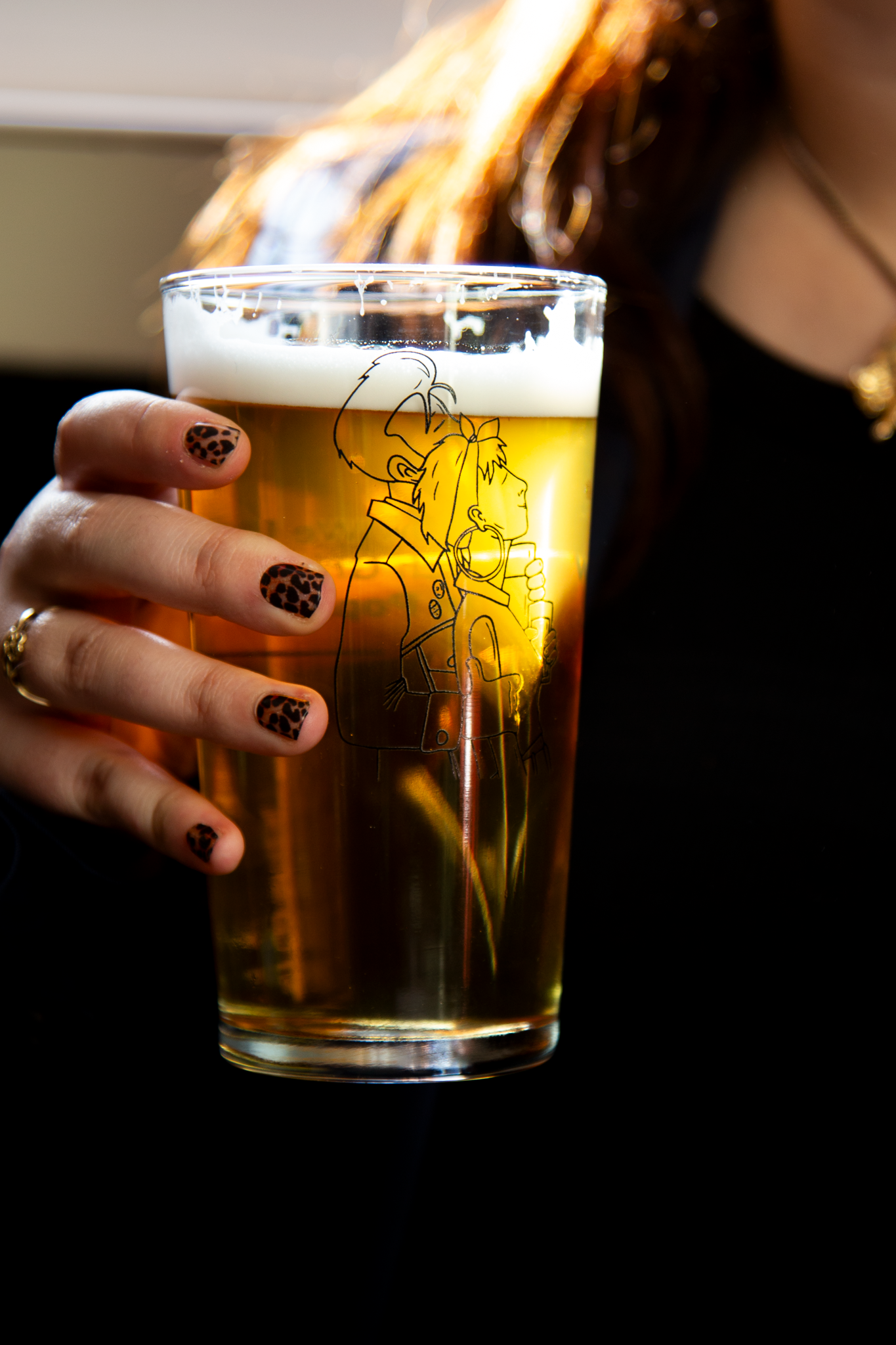 How We Used To Watch Great Moments In Popular Music - Pint Glass